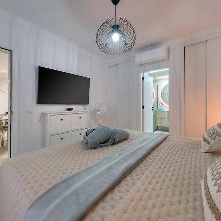 Yeyos - Ocean Views, Pool, Bbq And Billiard By Lanzarote * Playa Blanca (Lanzarote)